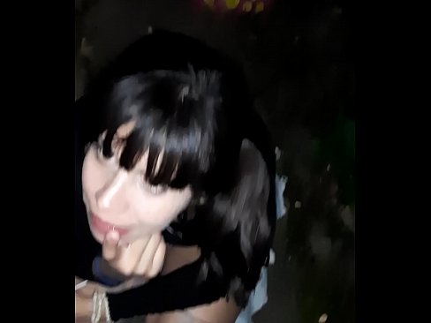 ❤️ Auf der Straße geschwollenen Penis im Austausch für Süßigkeiten ❌ Porn video bei de.full-porner-com.ru